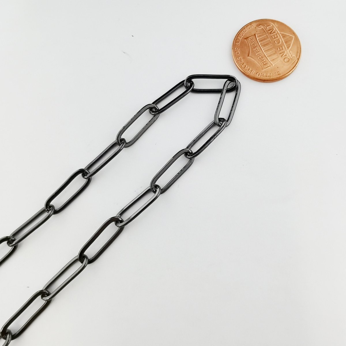 Black Paper Clip Chain, 15X5mm Gun Metal Plated Unfinished Chain, For Jewelry Necklace, Anklet, Bracelet Component | ROLL-205 Clearance Pricing - DLUXCA