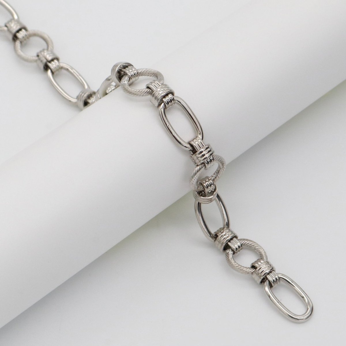 Bold Gold Fancy Both sides Chain by Yard, Link Cable Double Round Chain by Foot, Wholesale bulk Roll Chain Jewelry Making 11.7 mm | ROLL-557 ROLL-558 Clearance Pricing - DLUXCA