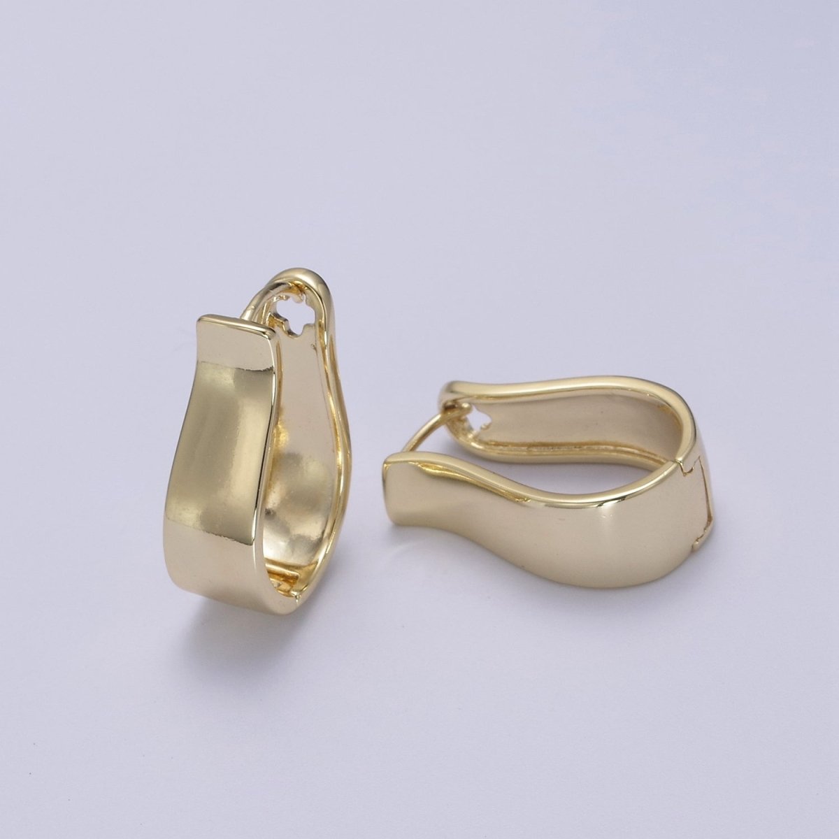 Bold Horseshoe Hoops, Lightweight Gold Oval Hoops, Minimalist Oval Hoops, Simple Gold Oval Hoops, Gold Geometrical Hoops Gold filled T-291 - DLUXCA