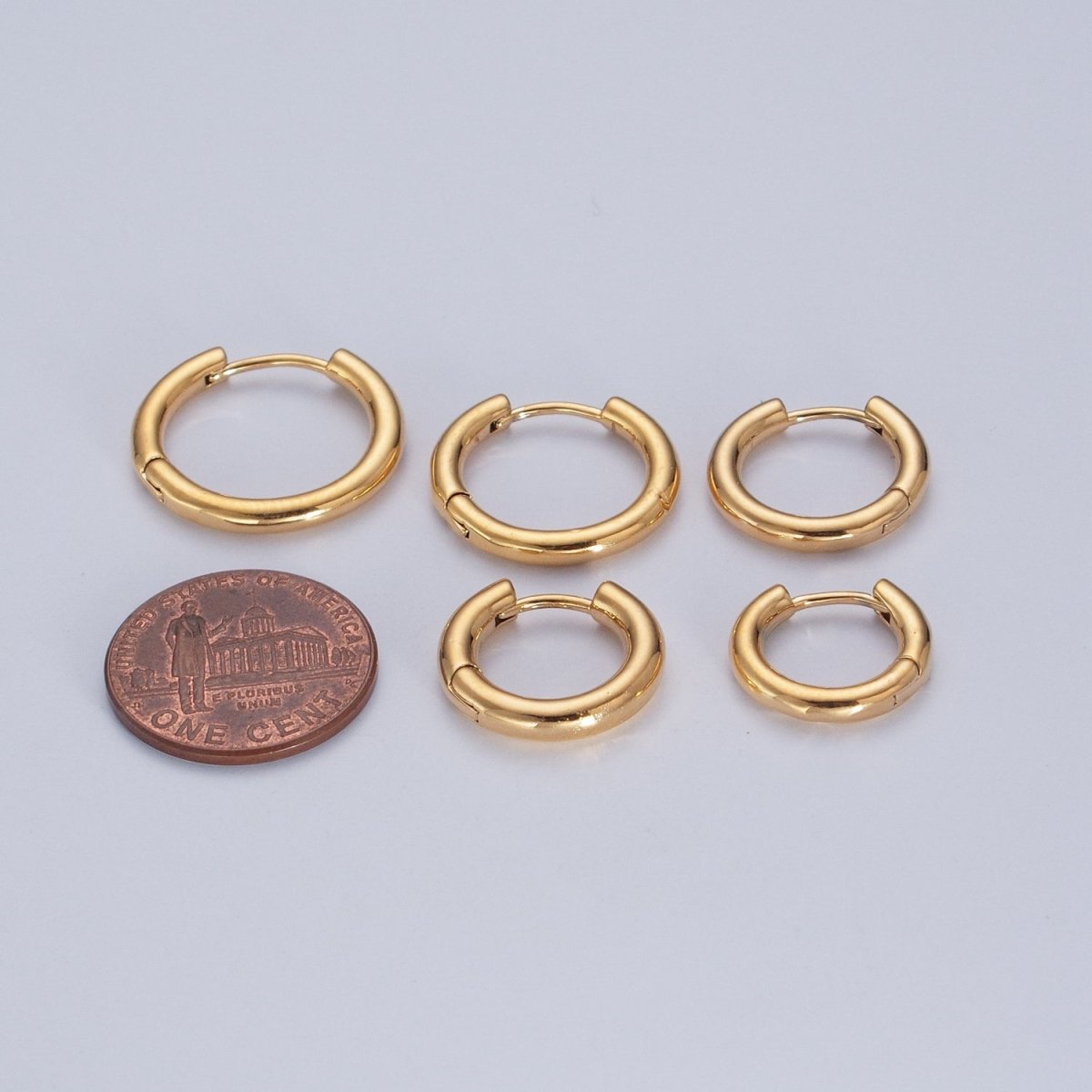 Chunky Gold Classic Huggie Minimalist Hoops | P-332 P-333 P-334 P-335 P-336 - DLUXCA