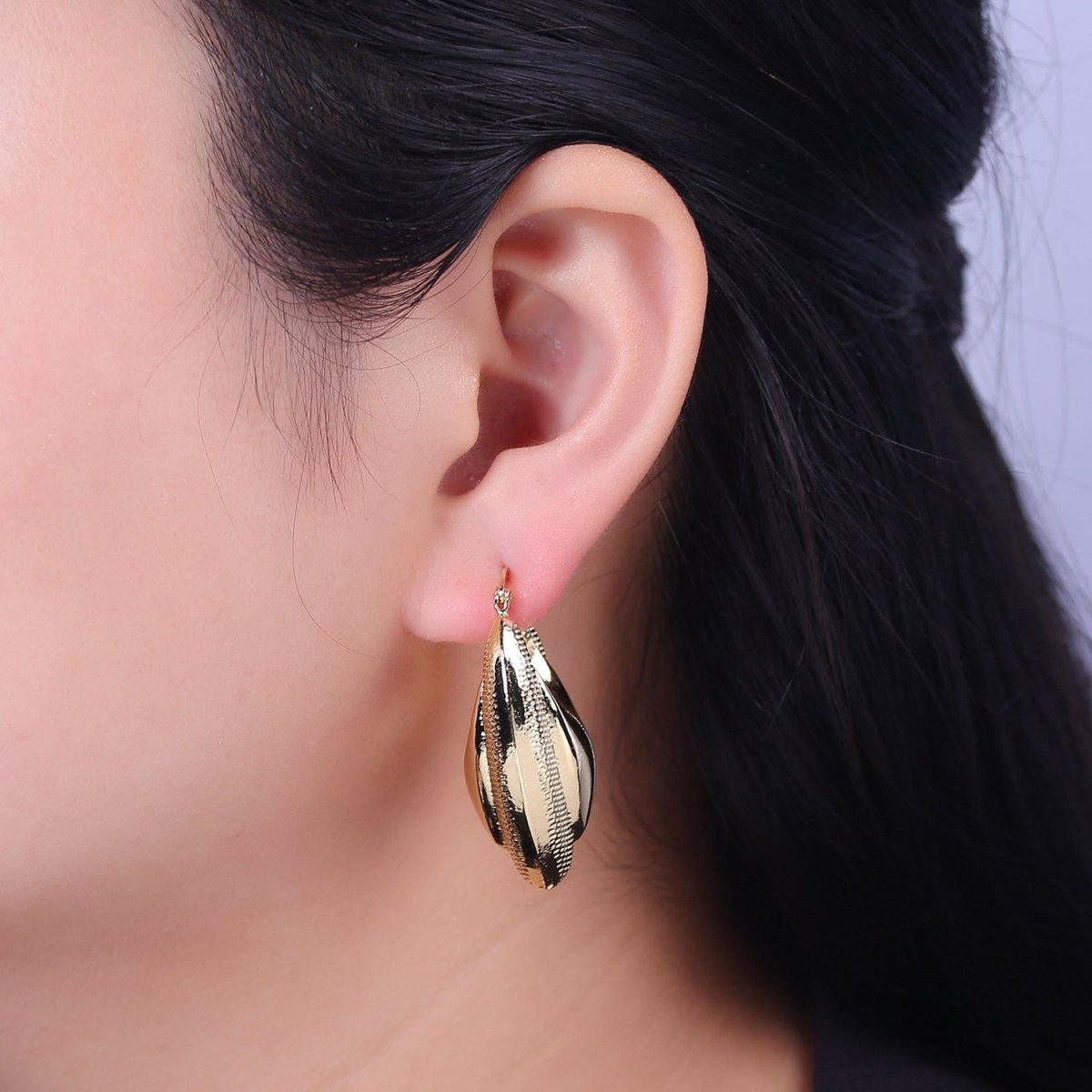 Chunky Gold Fortune Cookie Hoop Earring Bold V Shaped Hoop V-113 - DLUXCA