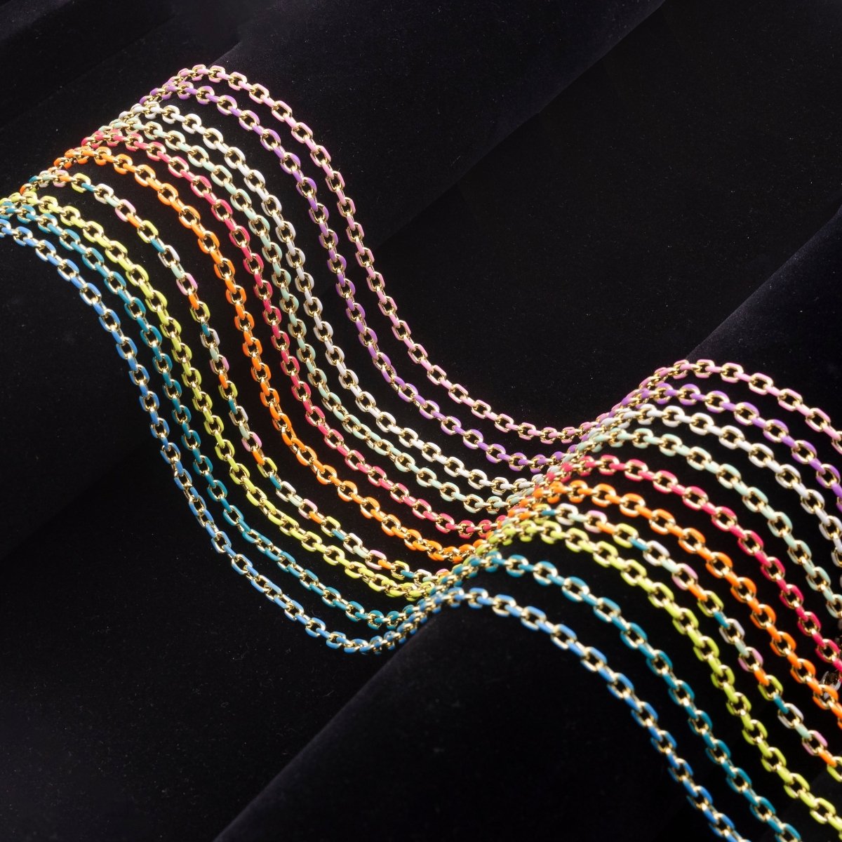 Colorful Enamel Chain 4.5x3.3mm Cable Link Chain, 14K Gold Filled Dainty Chain, Wholesale bulk Chain by Yard | ROLL-1018 ROLL-1025 Clearance Pricing - DLUXCA