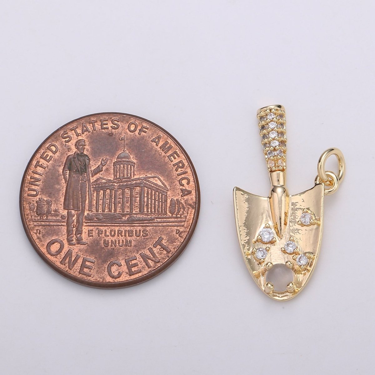 Cubic Gold Shovel Charms 18k Gold Filled Garden Trowel Spring Gardening Theme Housewarming Gift Wine Charm Jewelry Supplies Bulk E-570 - DLUXCA