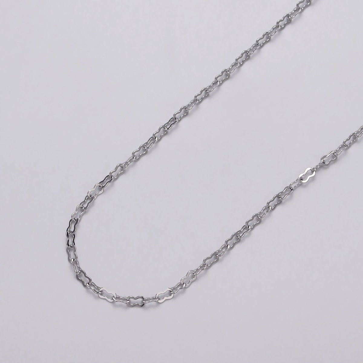 Dainty 24k Gold Filled 2.2mm Figure Eight Unfinished Chain by Yard in Gold & Silver | ROLL-1041, ROLL-1114 Clearance Pricing - DLUXCA