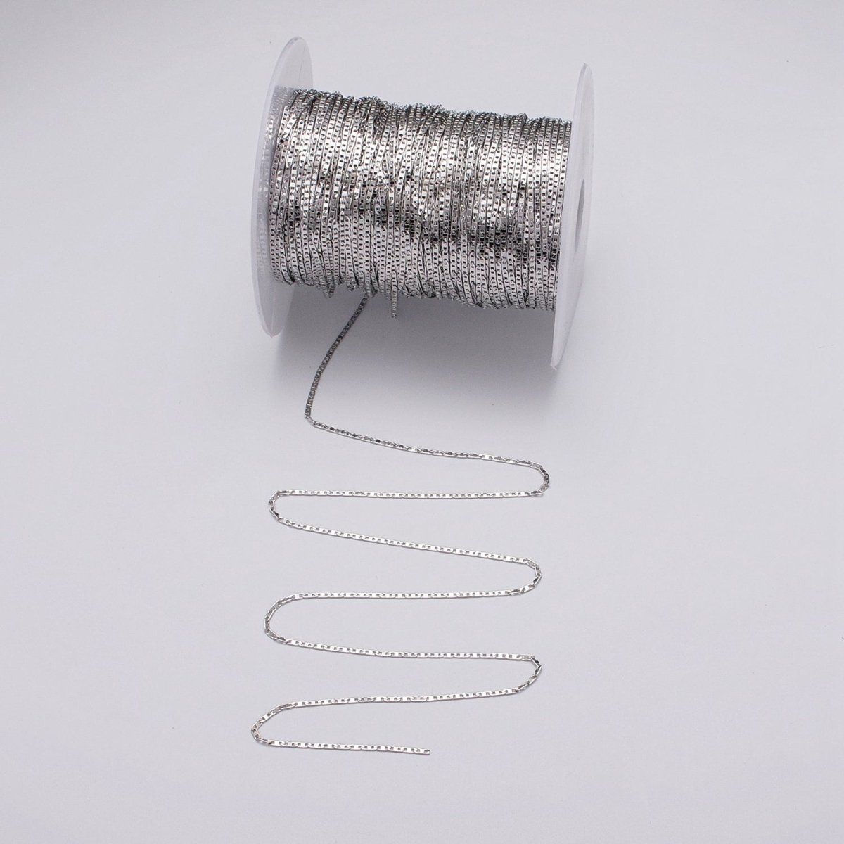 Dainty 24k Gold Filled Mariner Anchor Unfinished 1.5mm Width Chain by Yard in Gold & Silver | ROLL-1043, ROLL-1086 Clearance Pricing - DLUXCA