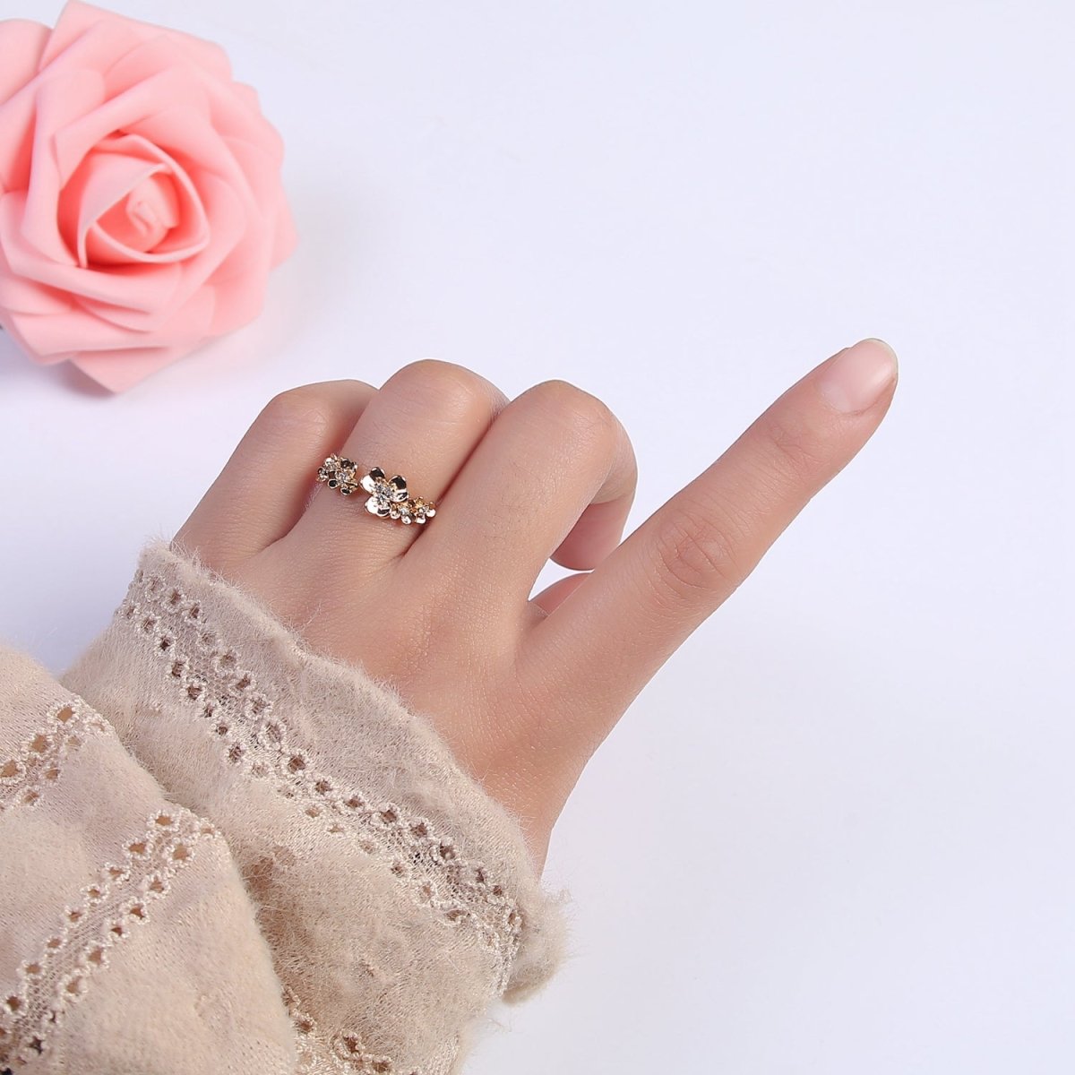 Dainty Daisy Ring in Gold Filled Silver Open Adjustable Flower Ring U-495 U-496 - DLUXCA