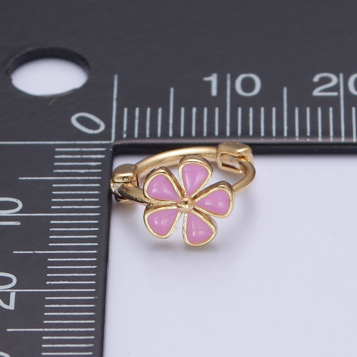 Dainty Enamel Flower Huggie Earring Red Pink Daisy Earring T-445 T-446 - DLUXCA
