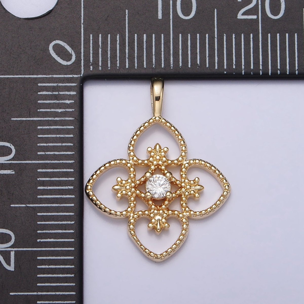 Dainty Gold Four Leaf Flower Clover Pendant For Bracelet Necklace Component AC351 - DLUXCA