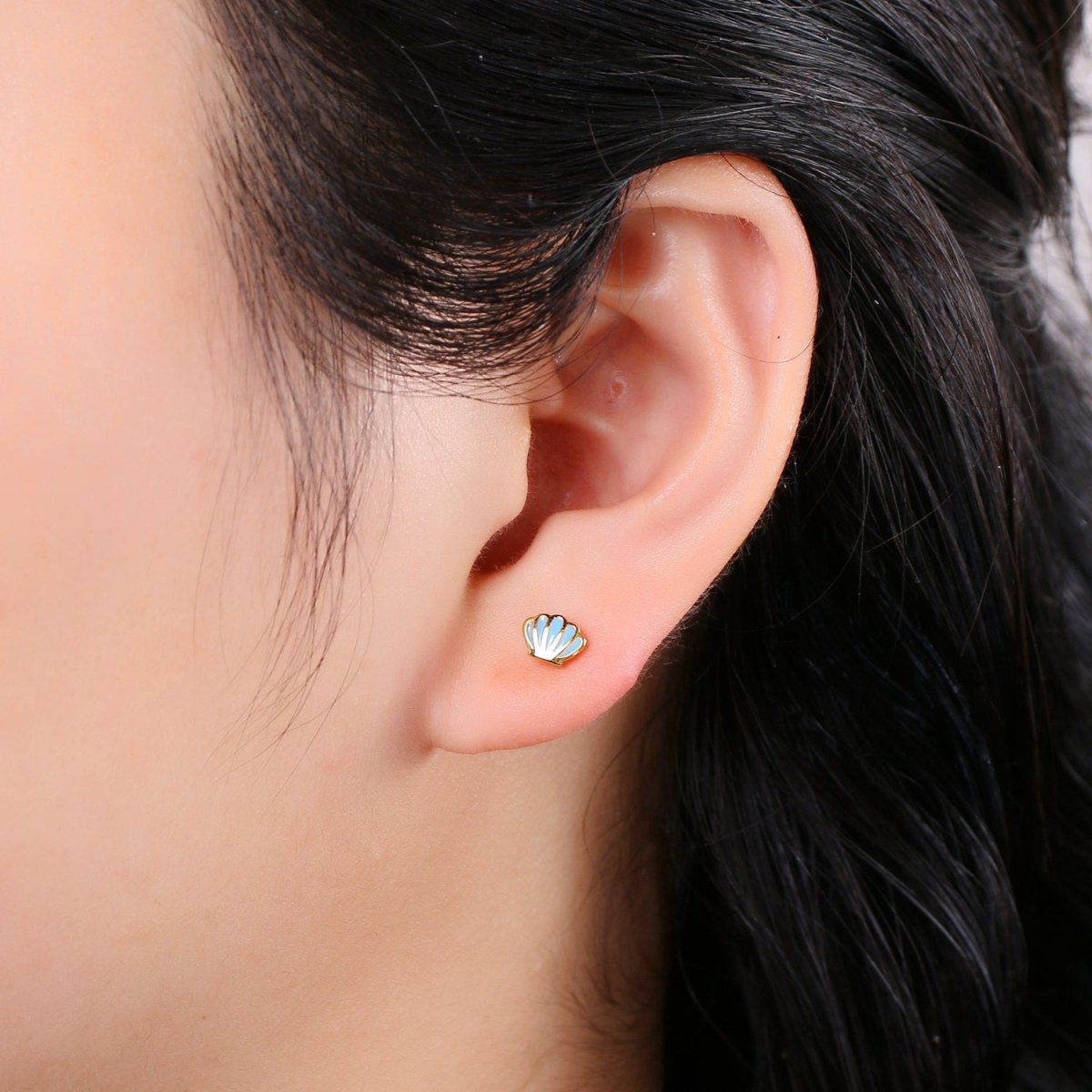 Dainty Gold Shell Stud Earrings, Gold Stud, Silver Stud, Gold Earring Minimalist Ocean Beach Design for gift Q-376 Q-377 - DLUXCA