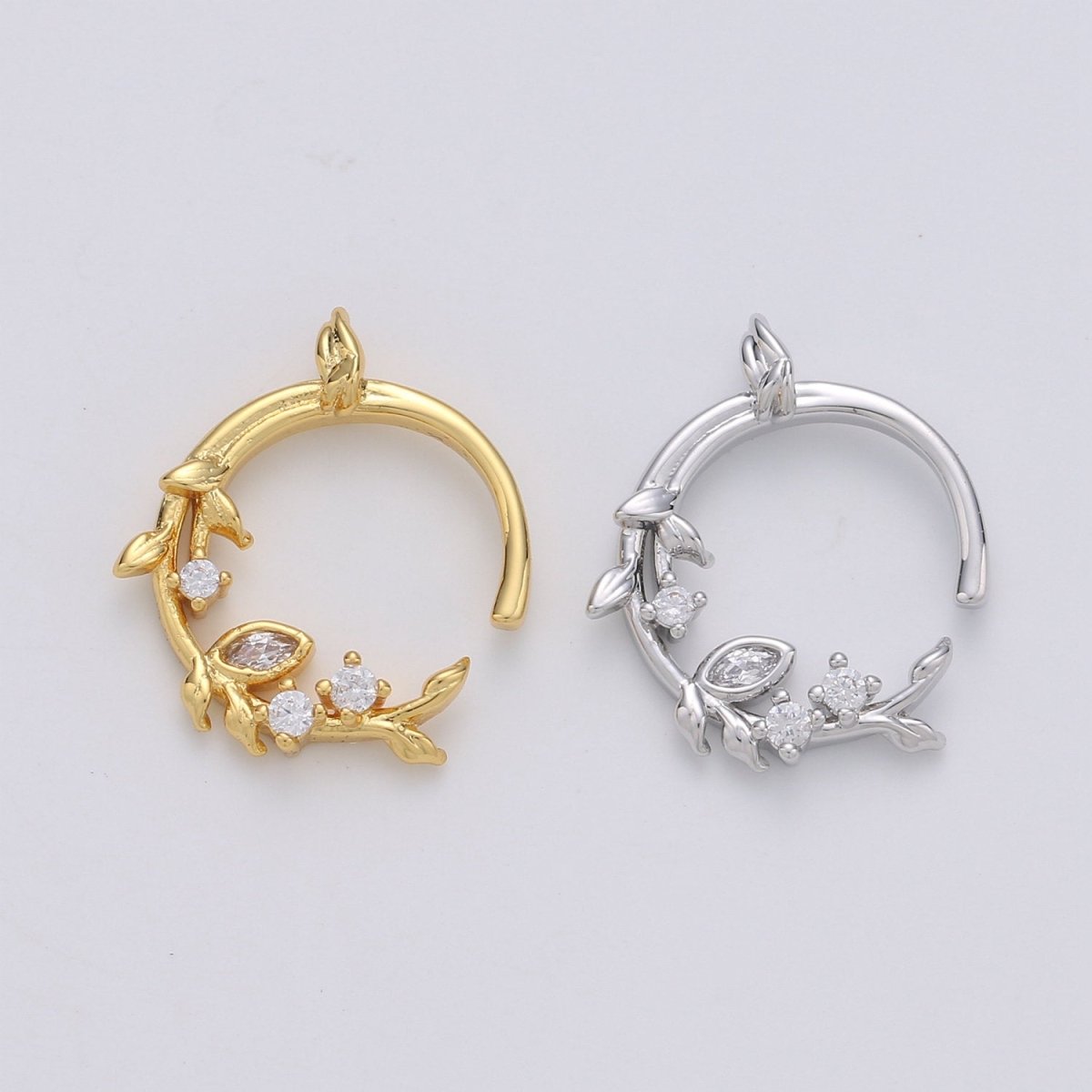 Dainty Laurel Leaves Wreath, Olive Leaf Wreath, Leaves Crown Charm Pendant, Greece, Gold Filled, Silver Round Charm D-184 D-185 - DLUXCA