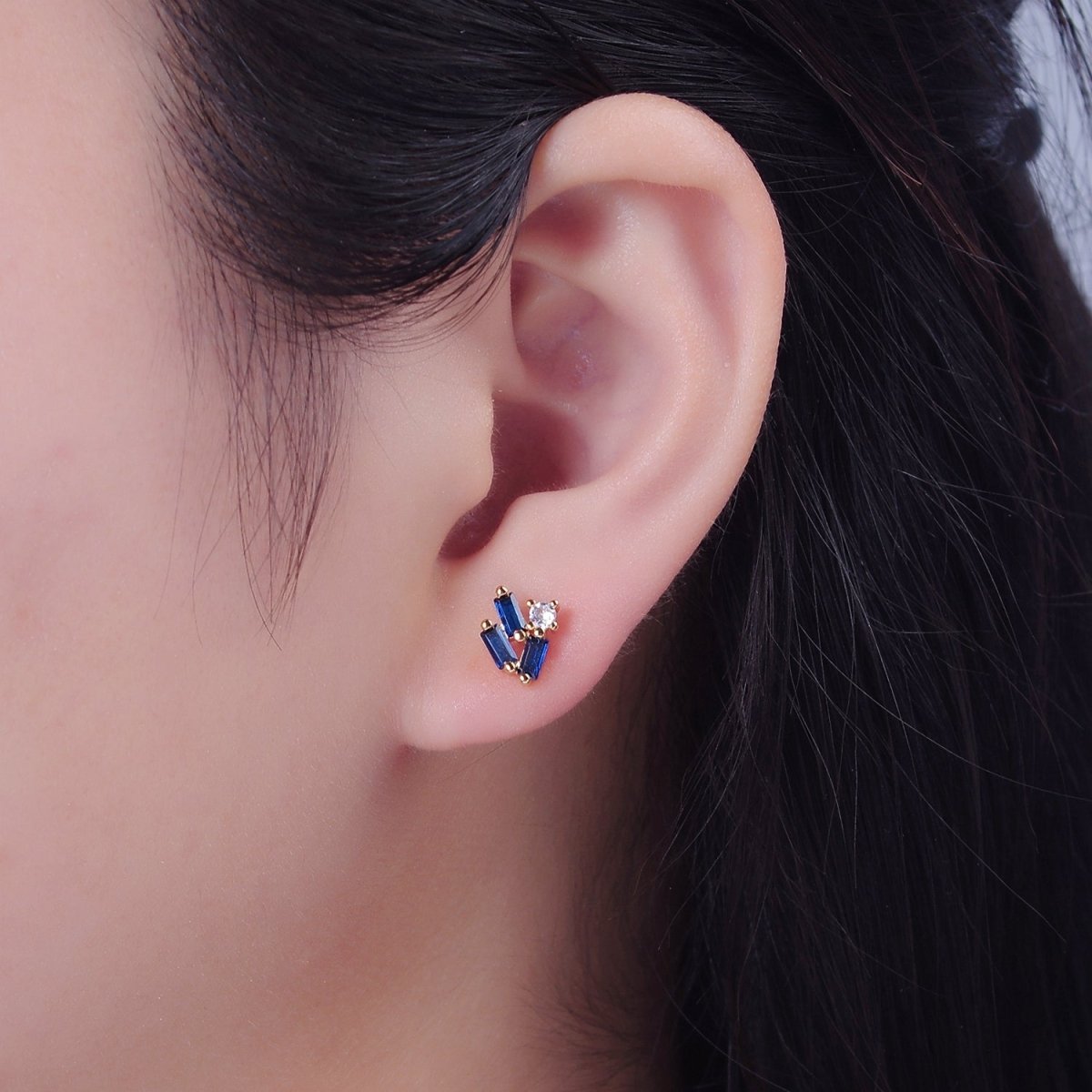 Dainty Mini Sapphire Blue Cz Baguette Stud Earring T-383 - DLUXCA