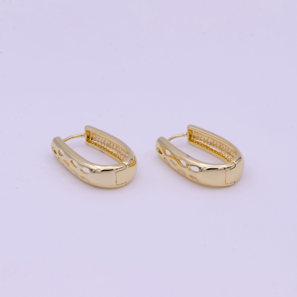 Dainty Minimalist Gold Filled Oblong Oval Hoop Earrings | Y-115 - DLUXCA