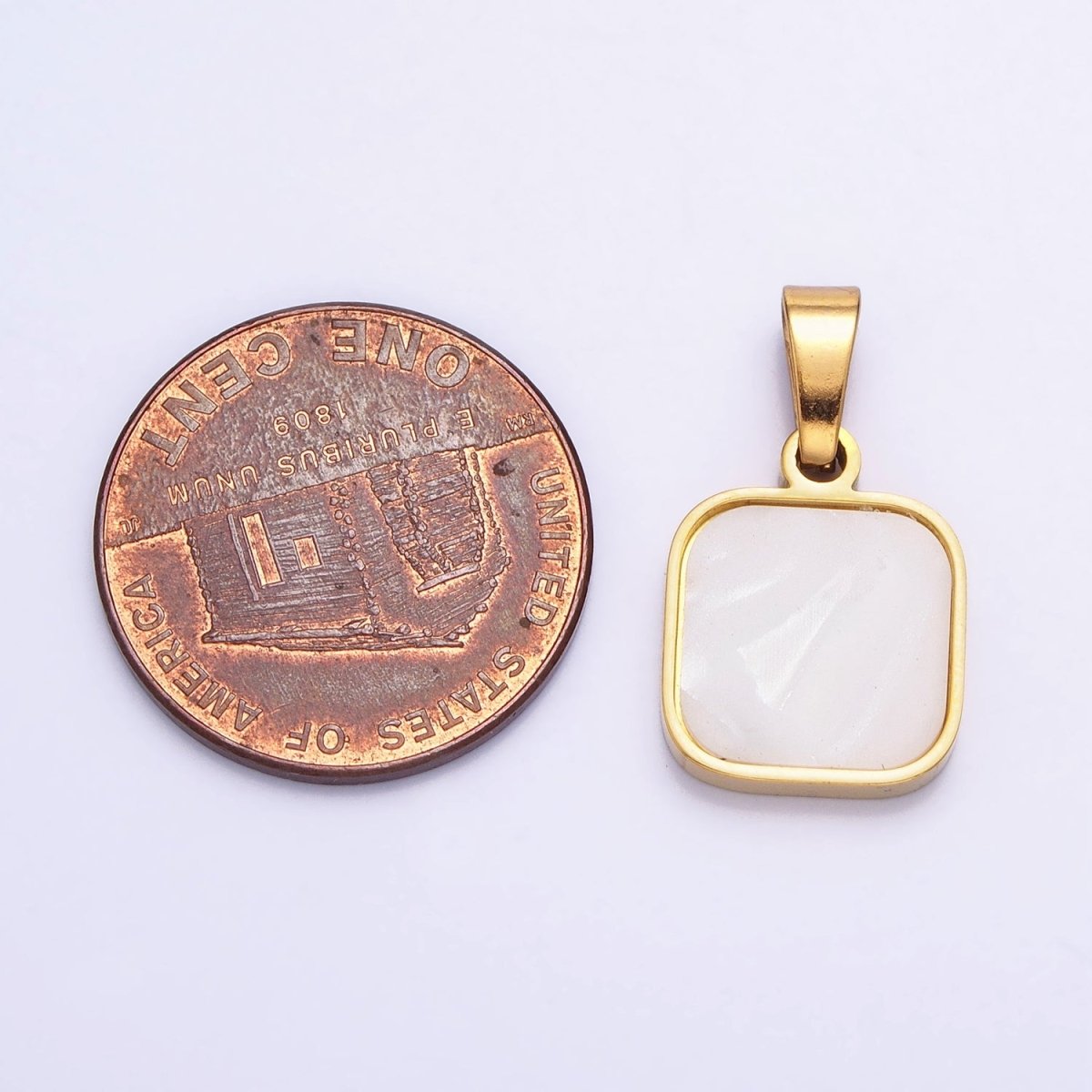 Dainty Square Pendant With Pearl For Minimalist Unisex Jewelry Charm P-1149 - DLUXCA