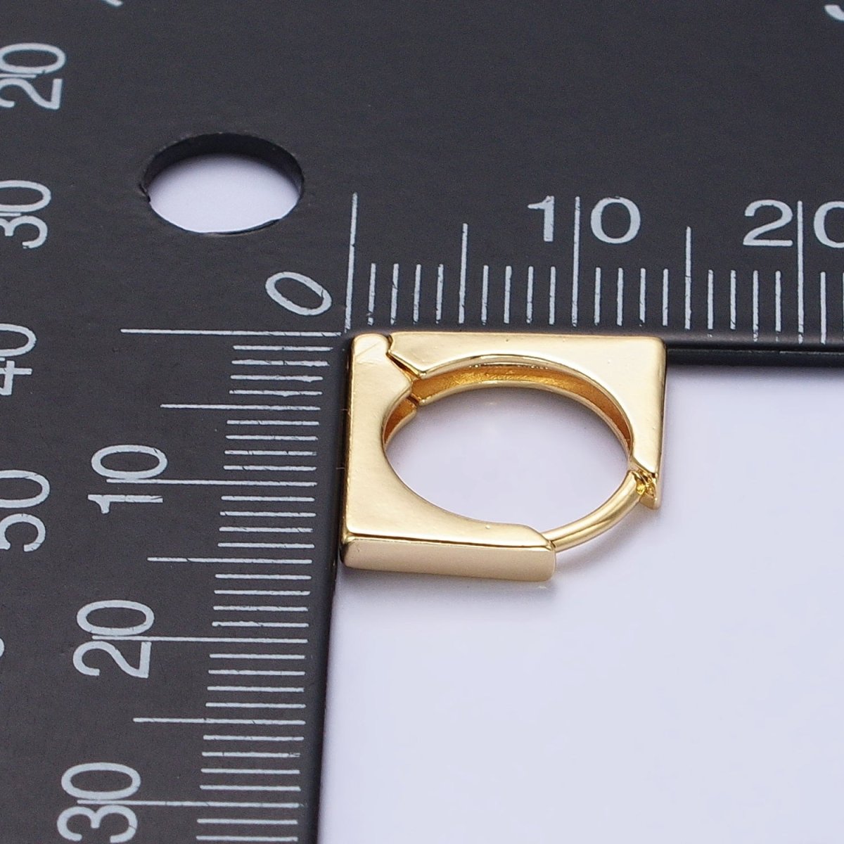 Dainty Triangle Hoop Earring Silver Geometric Huggie Earring Modern Jewelry AB-757 AB-758 - DLUXCA