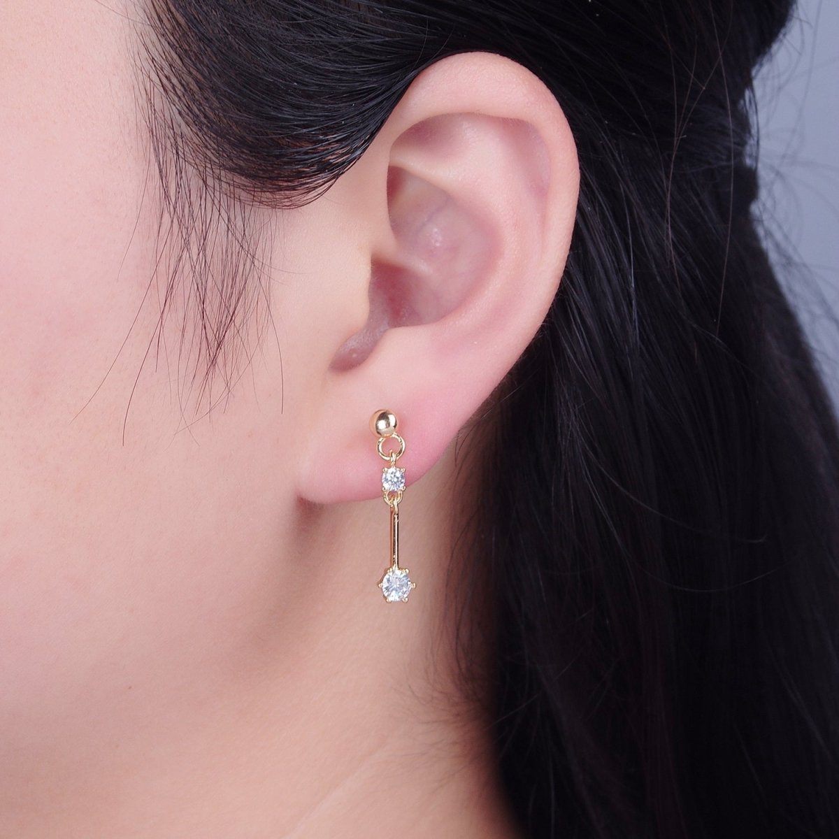 Dangle Gold Stud Earring T-461 - DLUXCA