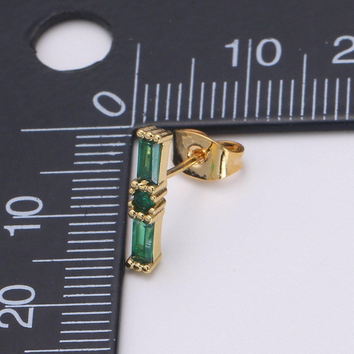 Emerald Stud Earring - Green Stone Stud Earring - Dainty Stud Earring -18k Gold Stud Earring Q-511 - DLUXCA