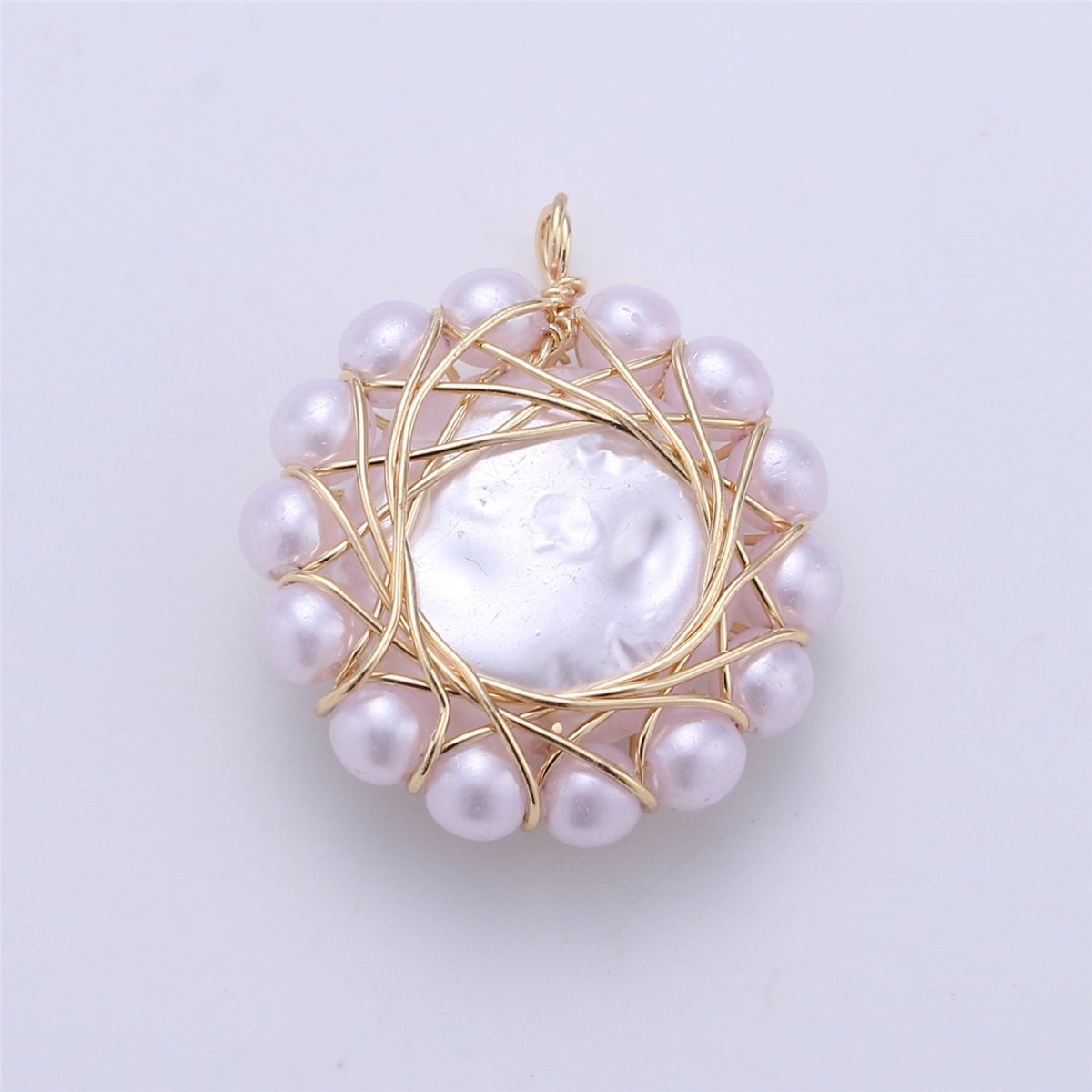 Faux Pearls on a Round Hand Wired E-520 - DLUXCA