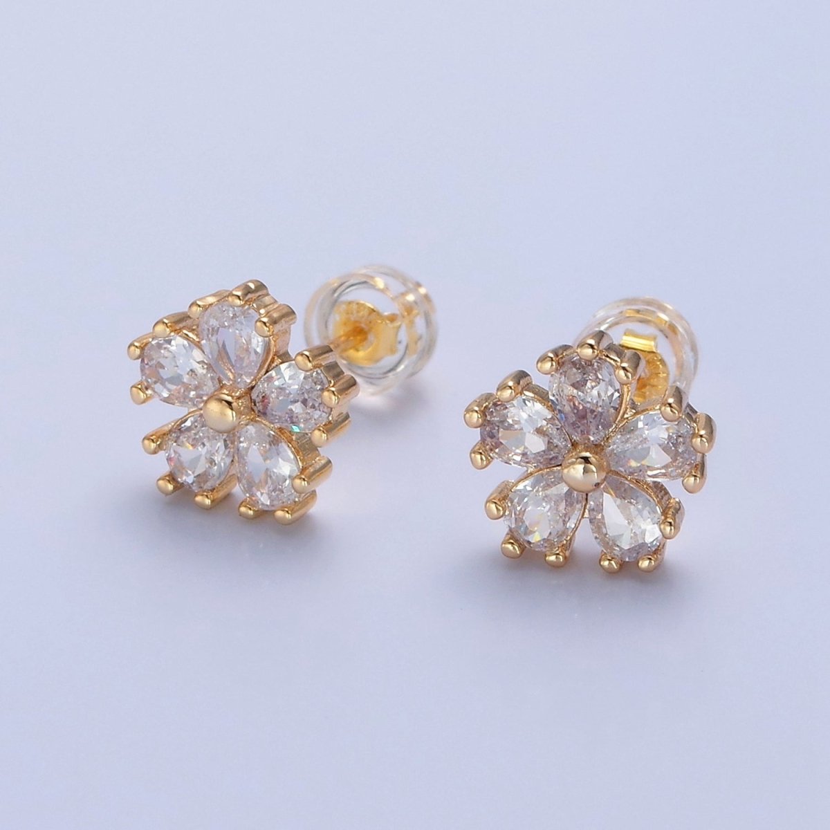 Gold Daisy Floral Stud Earring T-463 - DLUXCA
