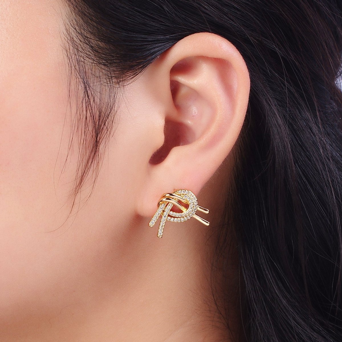 Gold Filled Double Band Micro Paved Geometric Heart Stud Earrings | Y-148 - DLUXCA