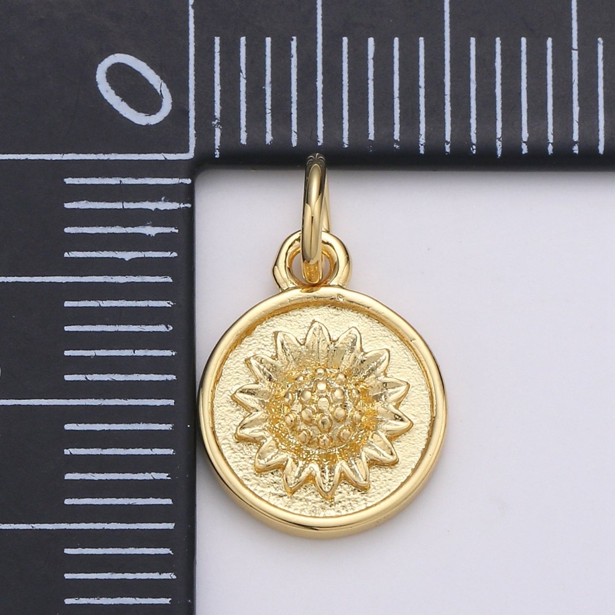 Gold Filled Sun Flower Charm, Flower, Floral Bracelet Charm, Coin Disc Charm Necklace Pendant, Findings for Jewelry Making E-067 - DLUXCA