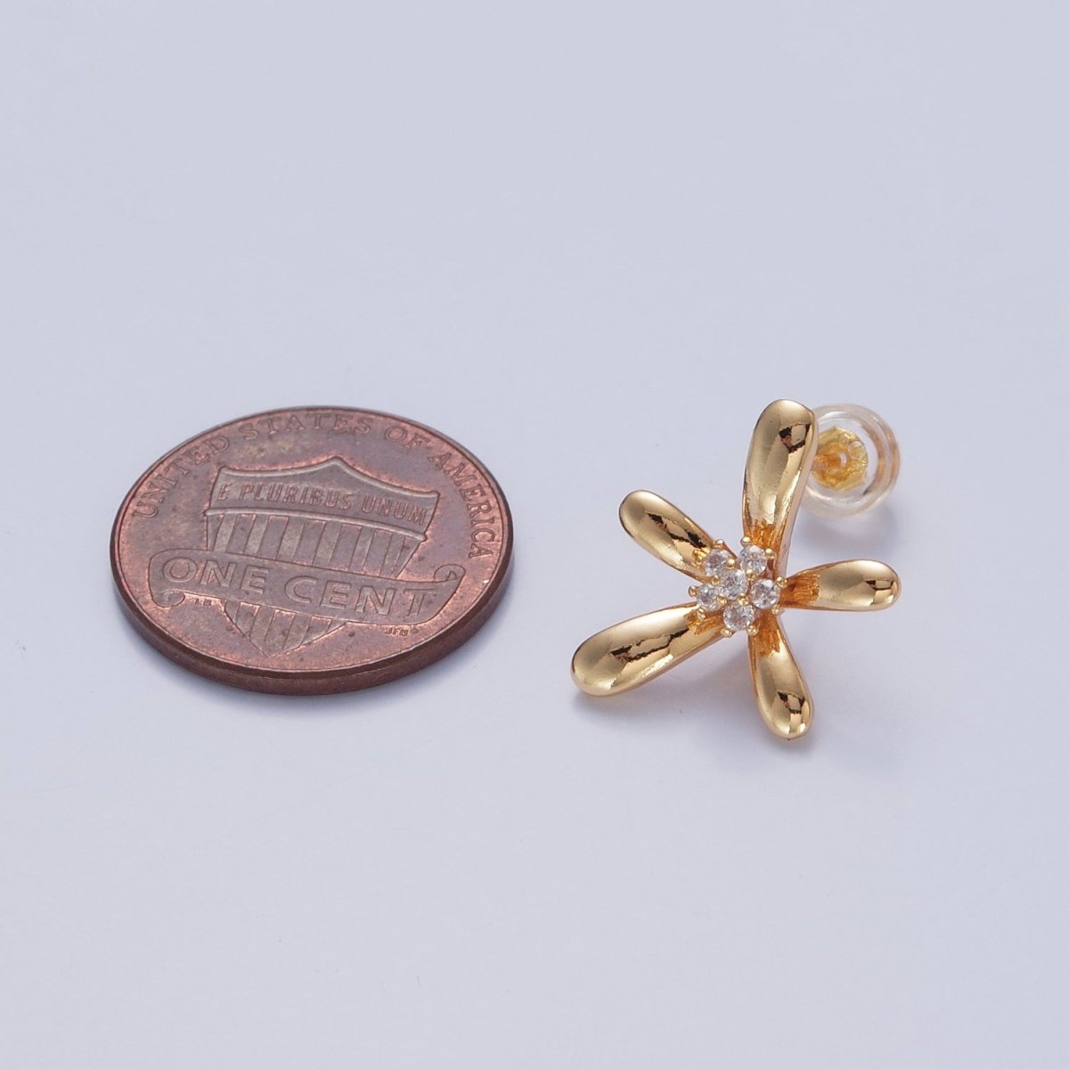 Gold Flower Stud Earring Floral Jewelry V-383 - DLUXCA