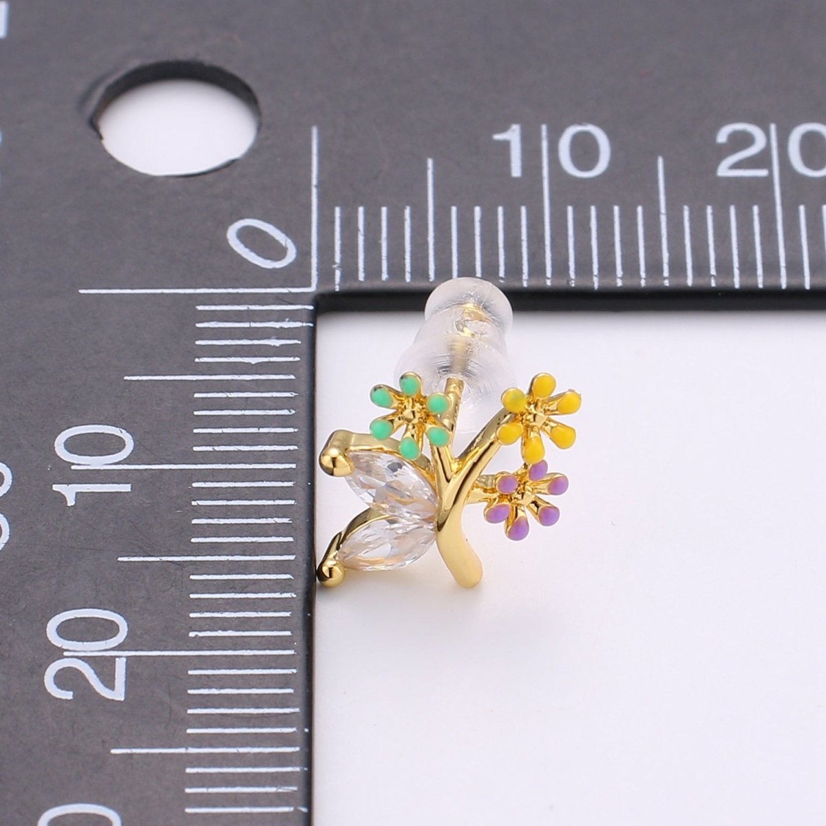 Gold Flower Stud Earring with Cz stone Q-380 - DLUXCA