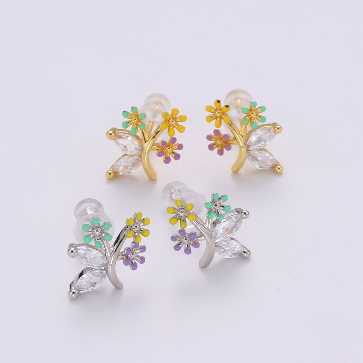 Gold Flower Stud Earring with Cz stone Q-380 - DLUXCA