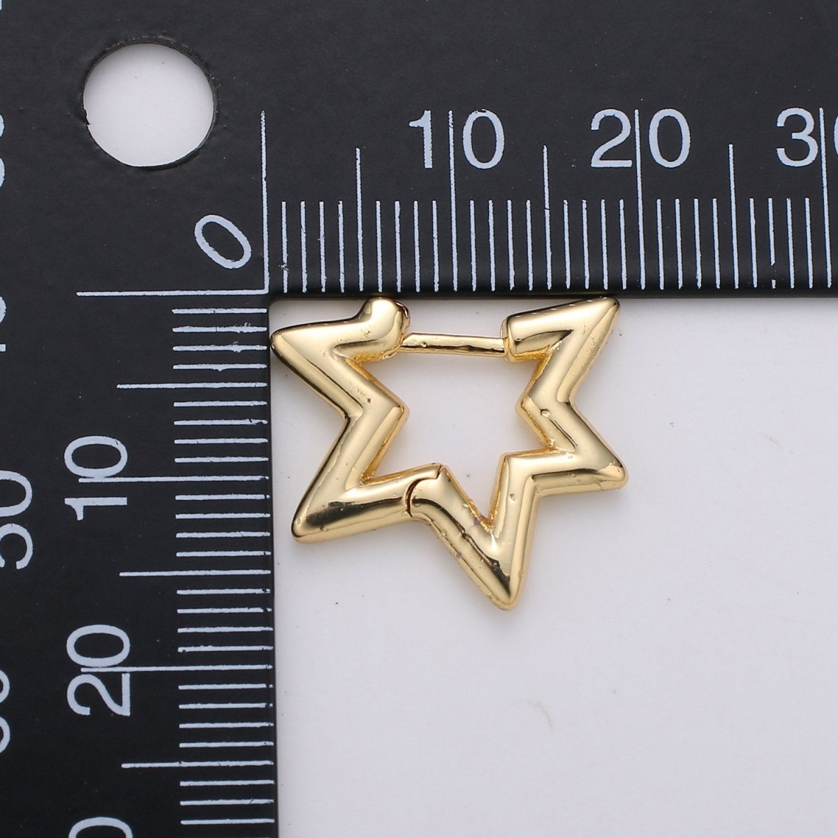 Gold Star Huggie Earring 14k Gold Filled Earring, Statement Earring Rock Star Earring P-039 - DLUXCA