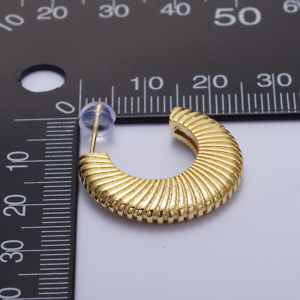 Gold Thin Textured C Shaped 15mm, 20mm, 24.5mm Hoops Earrings | Y-096 - DLUXCA