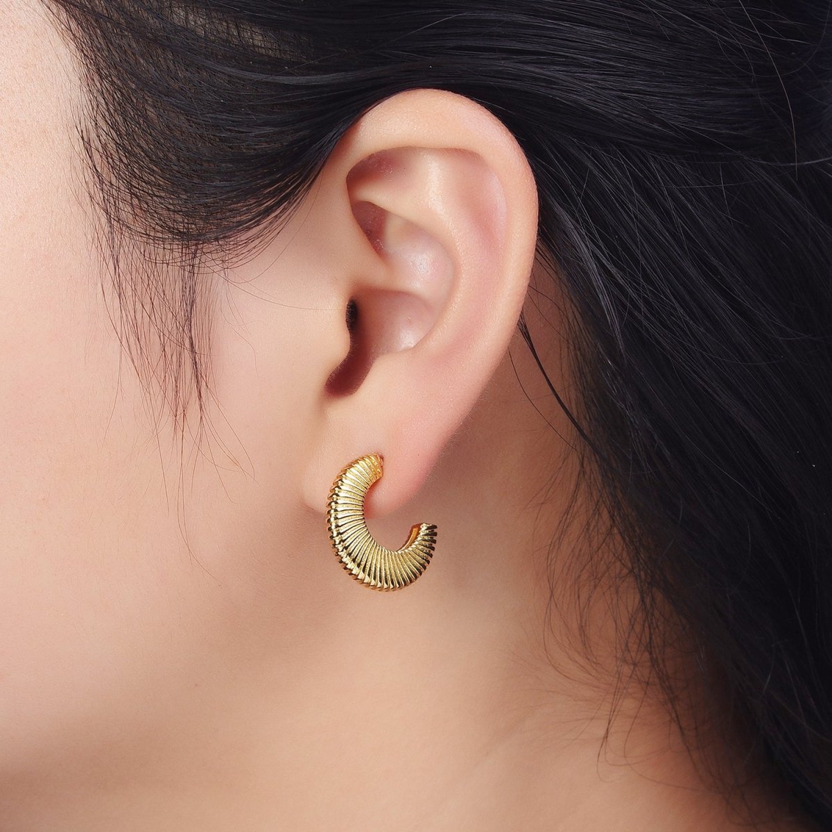 Gold Thin Textured C Shaped 15mm, 20mm, 24.5mm Hoops Earrings | Y-096 - DLUXCA