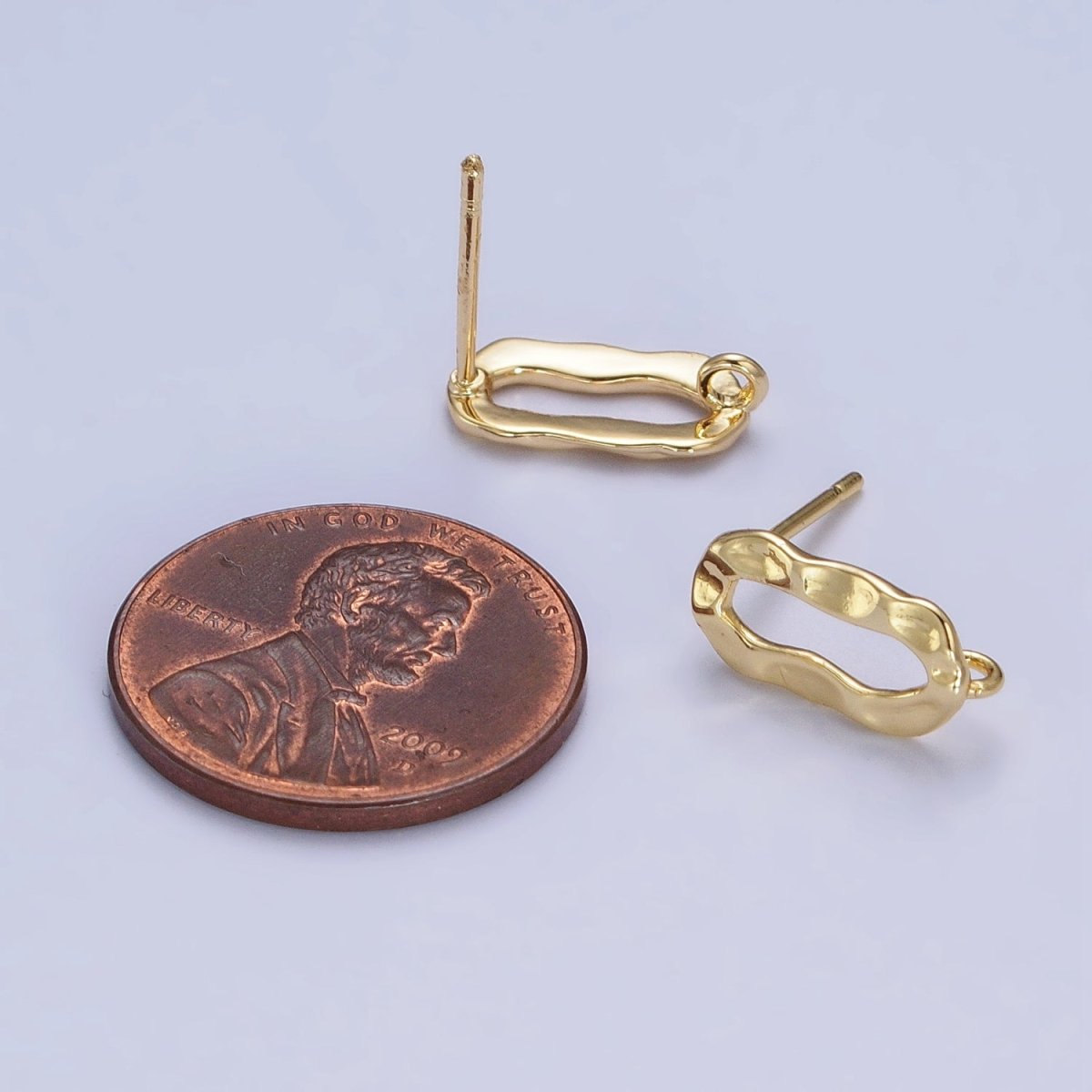 Hammered Oblong Open Loop Stud Earrings Supply in Gold & Silver | Z-084 Z-085 - DLUXCA