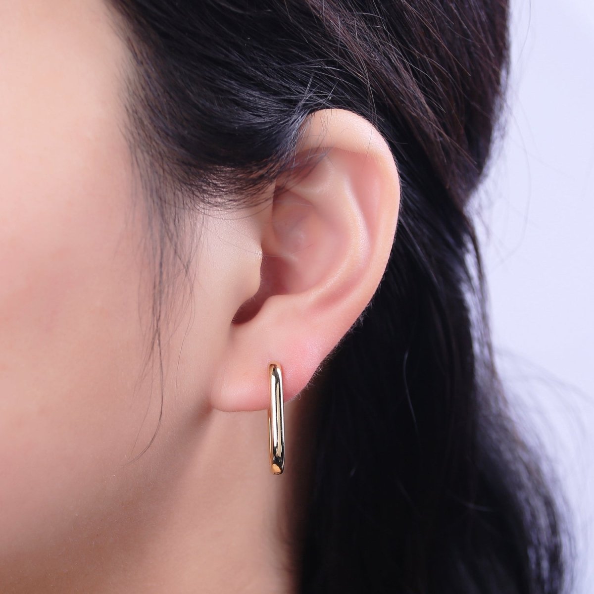 Hypoallergenic Oval gold hoops, rectangular gold Filled hoop earring, Minimalist Elegant hoops, Classic hoops, sophisticated Everyday Jewelry hoops T-270 - DLUXCA