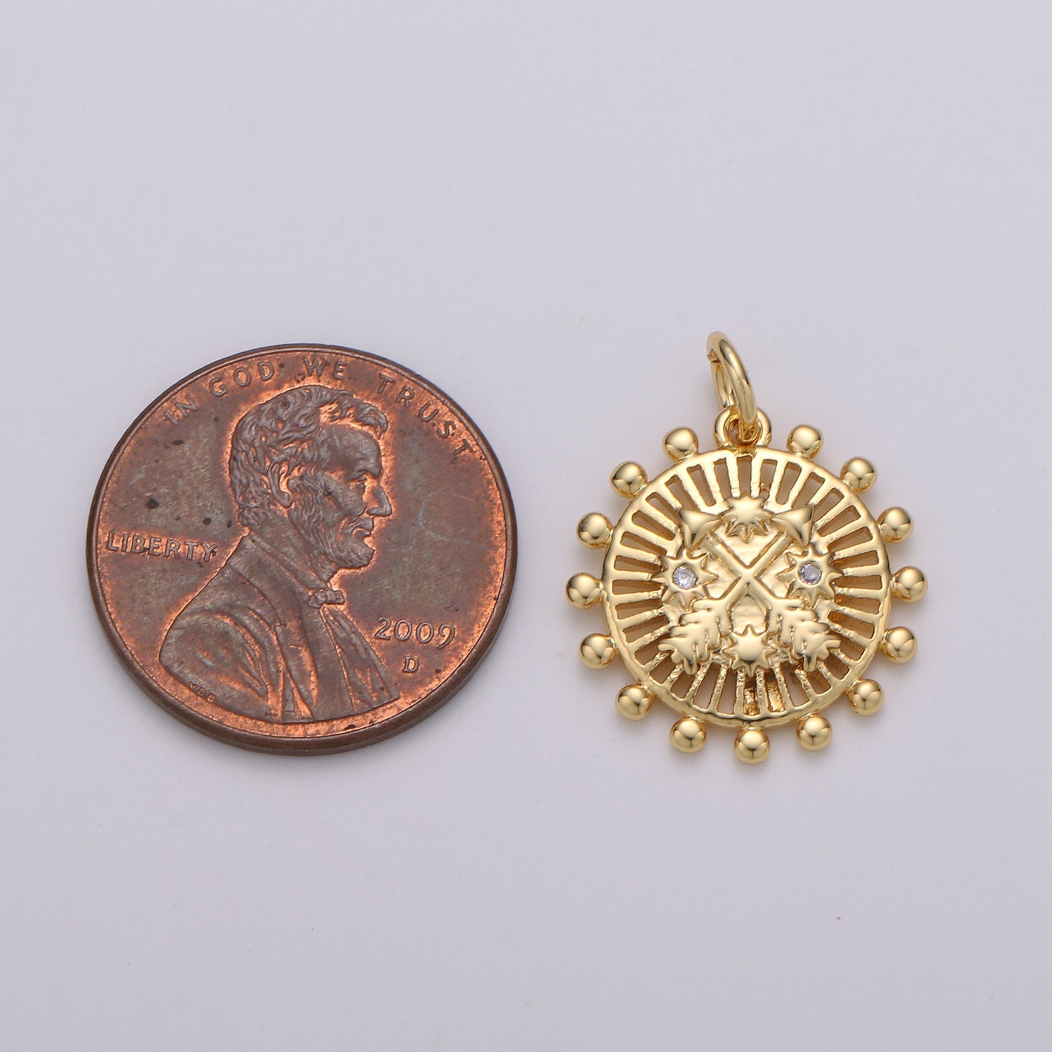 18x15mm 24k Gold Filled Coin Medallion, Arrow Charms, Round Pendant Silver Medallion for Bracelet Earring Necklace Making - DLUXCA