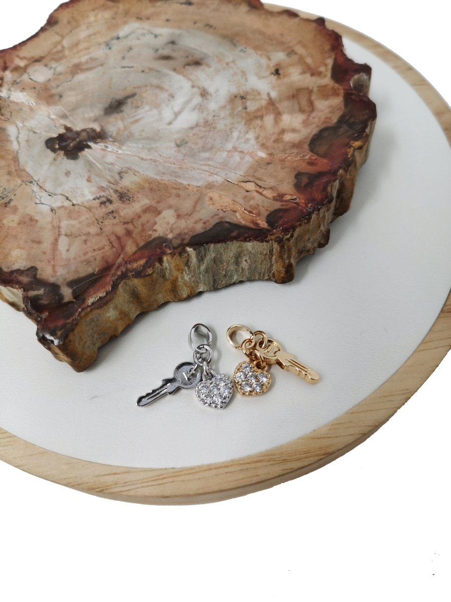 Micro pave Dainty Small Key to my heart Charm in Silver / 18k Gold Filled charm for Bracelet, Earring, Necklace component 23x13mm I-339 - DLUXCA