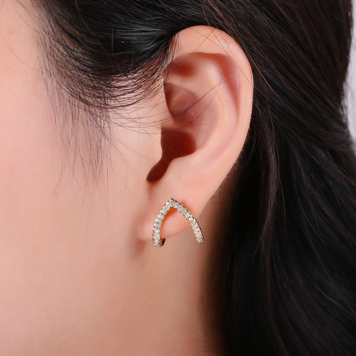 Micro Pave Gold Stud earrings, minimalist earrings triangle huggie earrings for gift K-863 - DLUXCA