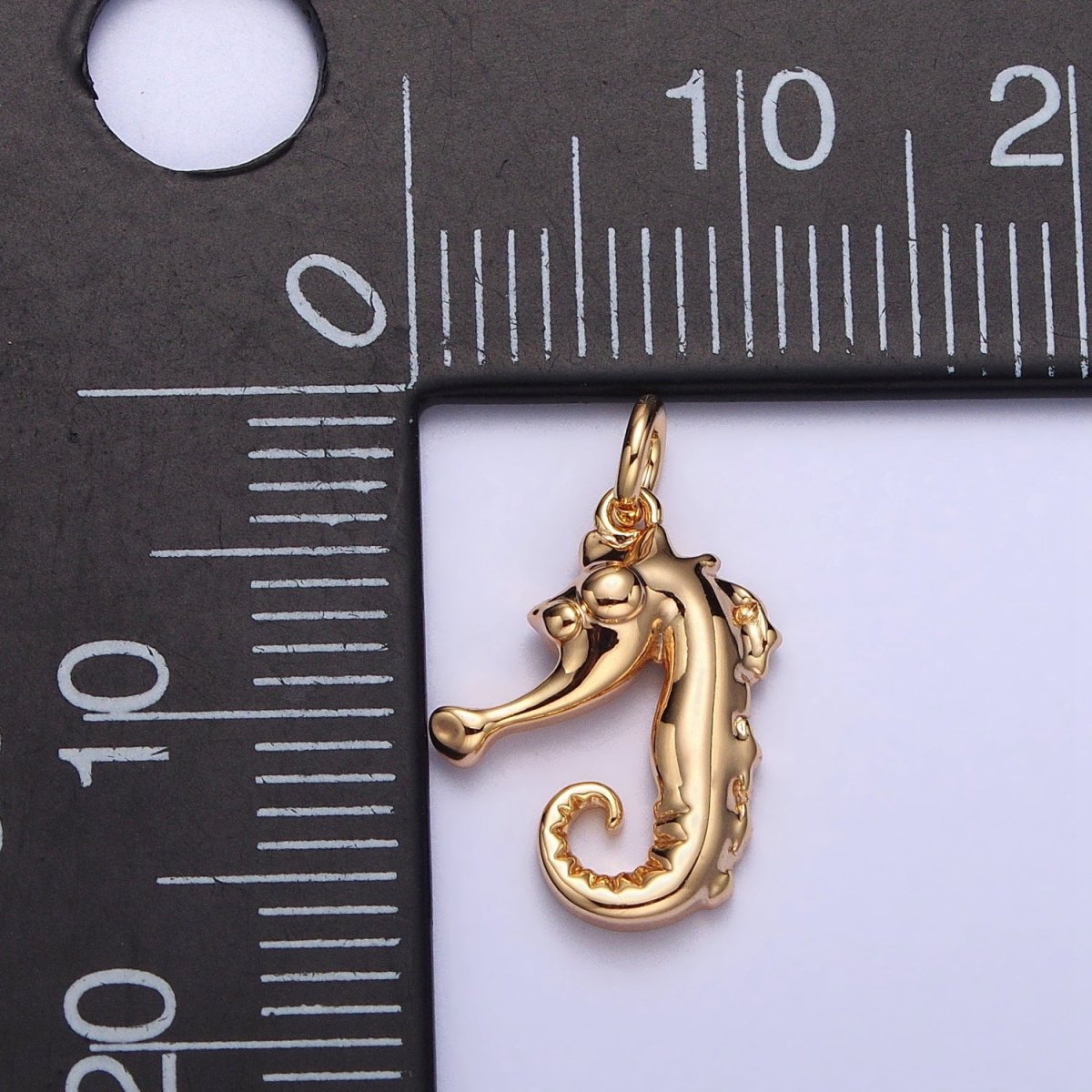Minimalist Seahorse Ocean Wildlife Charm in Gold & Silver | AC187 AC188 - DLUXCA