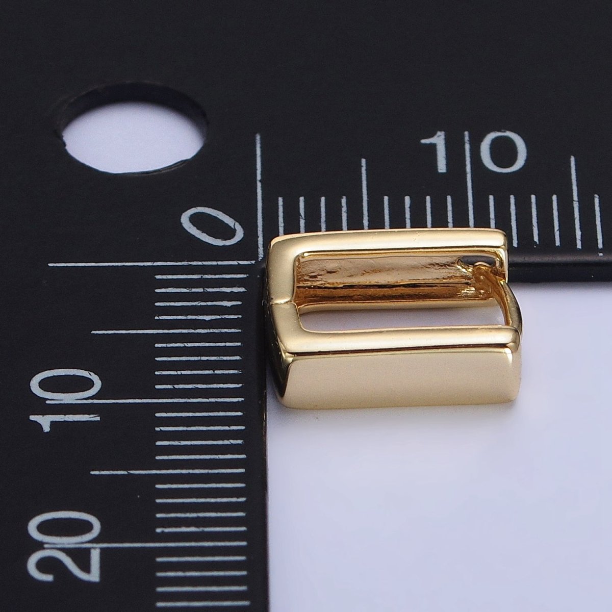 Modern Geometric Square Hoop Earrings in Gold, Silver Geometric Jewelry Rectangle Huggie Earring AB-305 AD-798 - DLUXCA