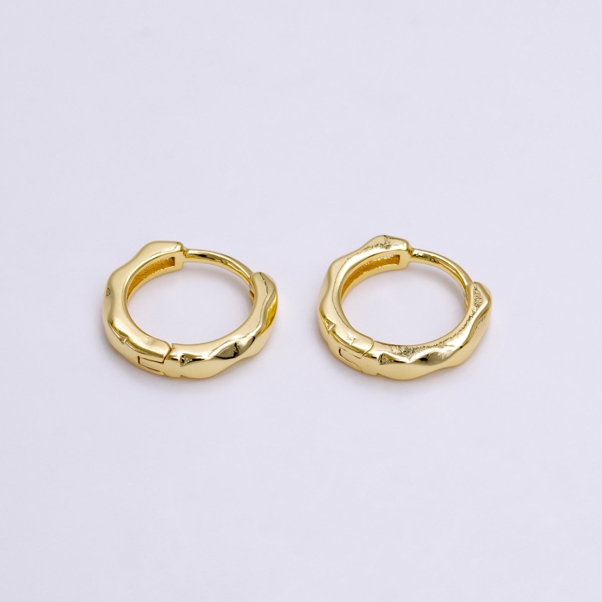OS 16K Gold Filled 13mm Geometric Wavy Huggie Earrings | AE766 - DLUXCA
