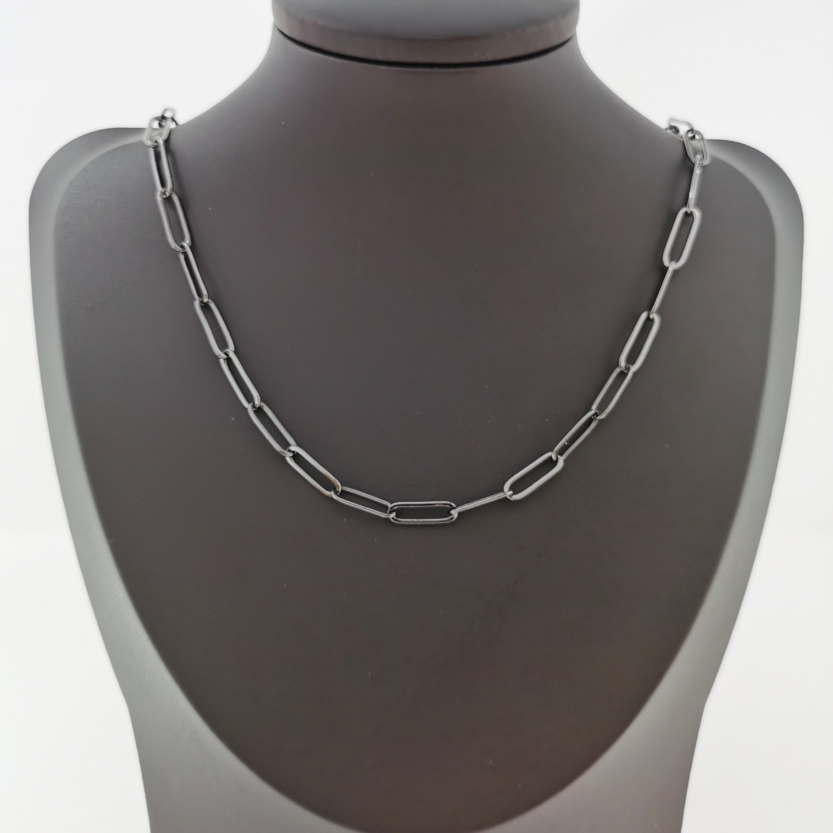 Black Paper Clip Chain, 15X5mm Gun Metal Plated Unfinished Chain, For Jewelry Necklace, Anklet, Bracelet Component | ROLL-205 - DLUXCA