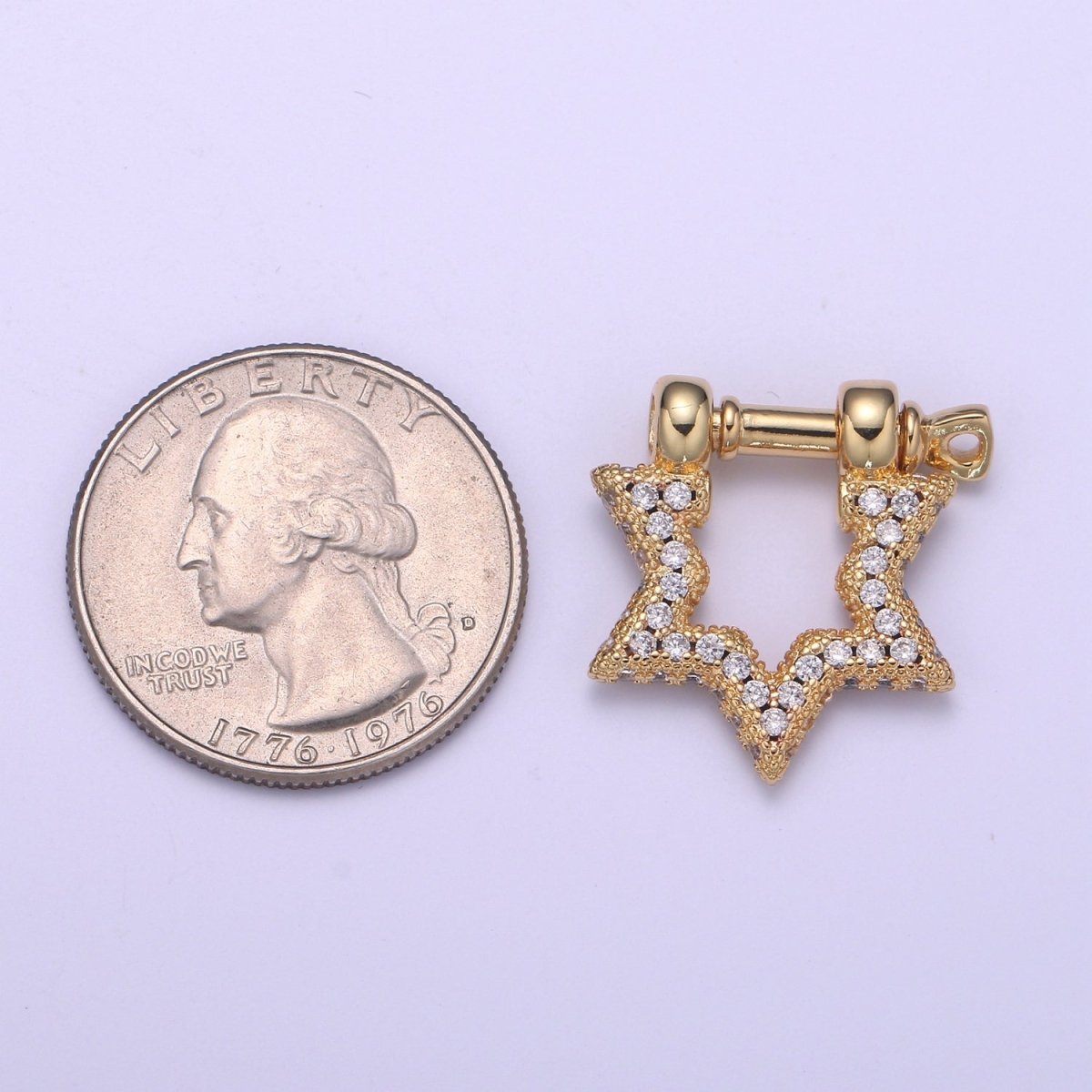 Shackle Screw Clasp, Screw Clasp Crown , Interlocking Crown Clasp, Pave Star Shaped Clasps, Gold Color L-258 - DLUXCA