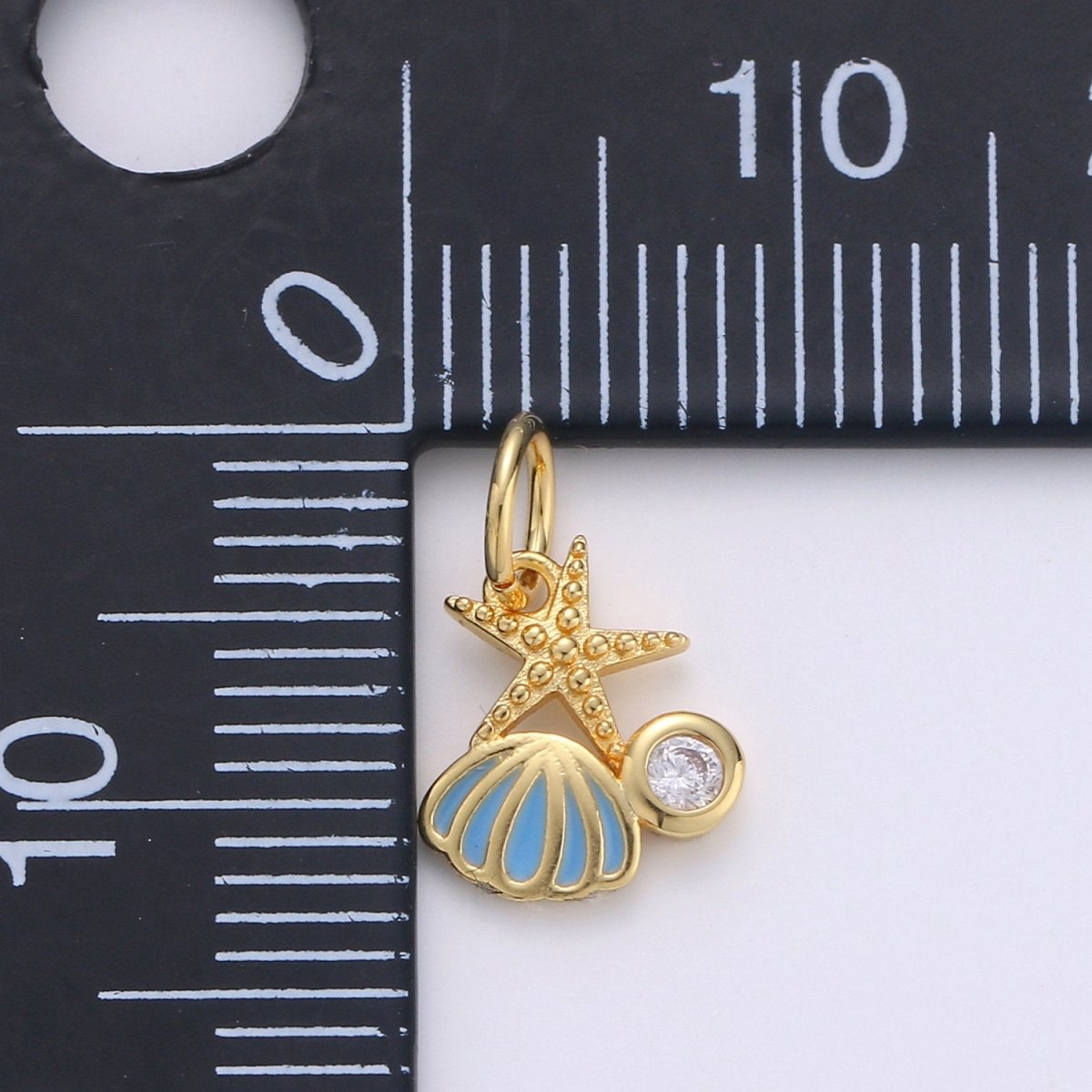 Shell 24K Gold Filled Tiny Charms, Gold Filled Star Fish Charm, Gold Starfish ,Gold Beach charm Under the sea Jewelry Inspired D-558 - DLUXCA