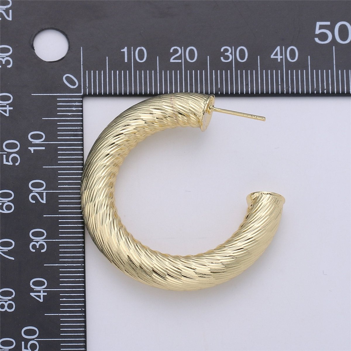 Simple Medium Thick 14k Gold Filled Hoops Earring 30mm, 40mm, 50mm 6mm thickness Q-005 Q-007 Q-009 - DLUXCA