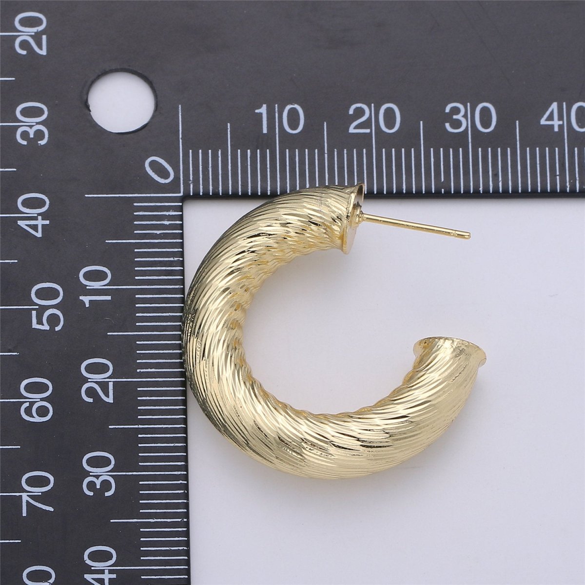 Simple Medium Thick 14k Gold Filled Hoops Earring 30mm, 40mm, 50mm 6mm thickness Q-005 Q-007 Q-009 - DLUXCA