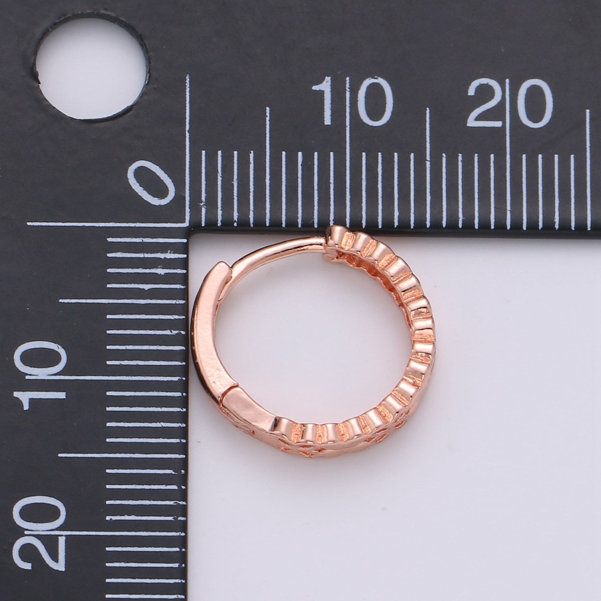 Simple Minimalist Gold Filled Huggies K-662-K-664 - DLUXCA