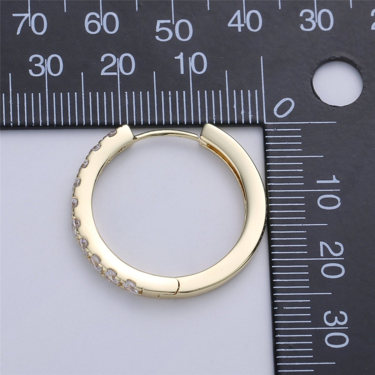 Small Gold Filled hoop earrings - huggie hoops earrings - Cubic hoop earrings - Dainty hoops - Tiny hoops - Thin hoops - Minimalist earrings Q-001 - DLUXCA