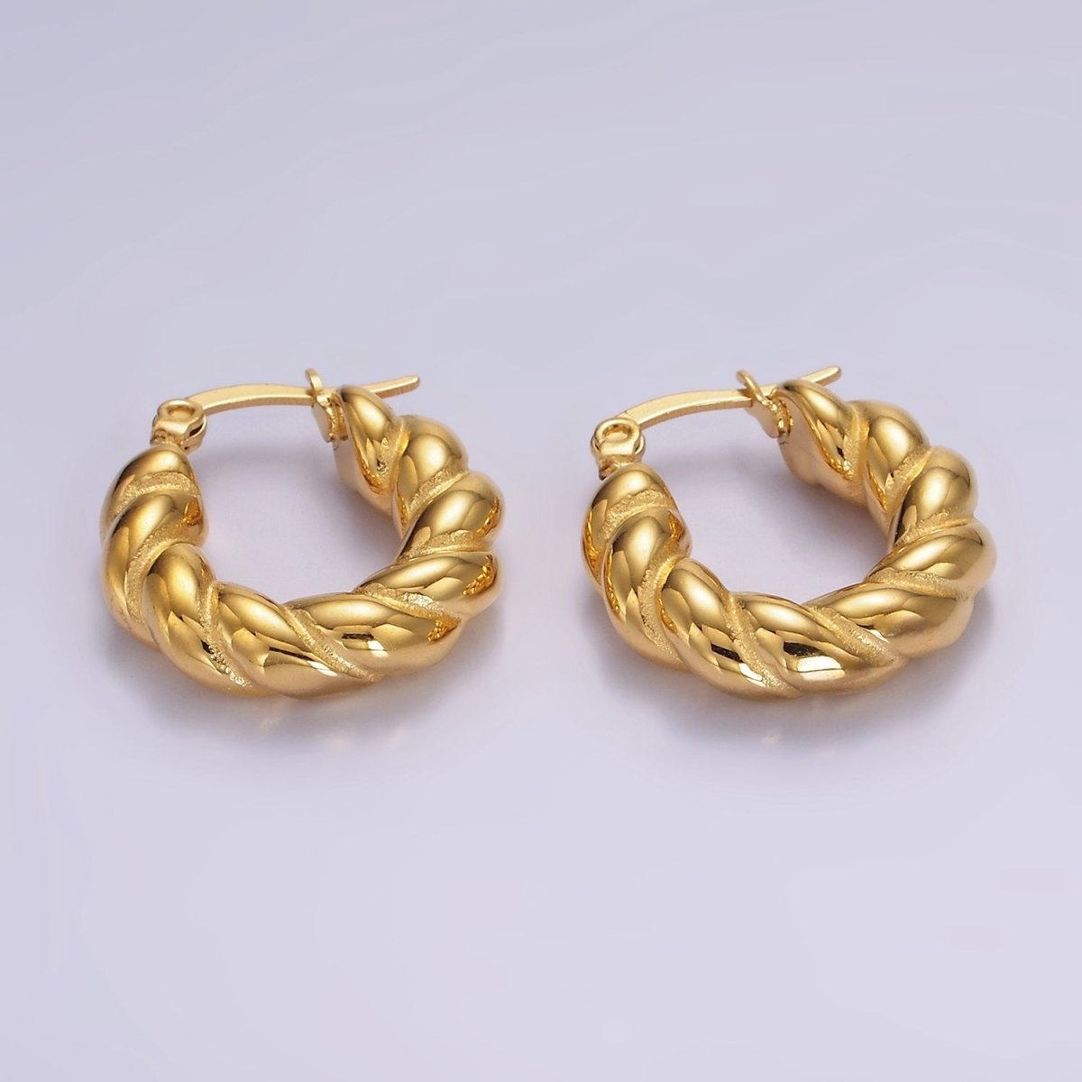 Stainless Steel 20mm Lined Croissant Latch Hoop Earrings | AE392 - DLUXCA