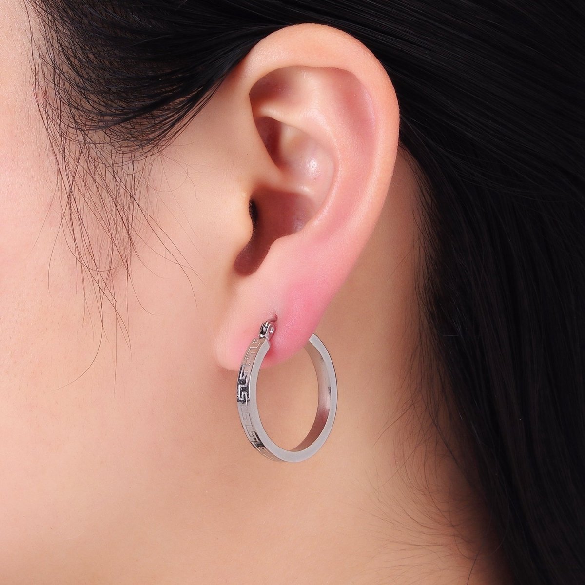 Stainless Steel 25mm Geometric Lined Engraved Latch Hoop Earrings in Gold & Silver | P442 P443 - DLUXCA