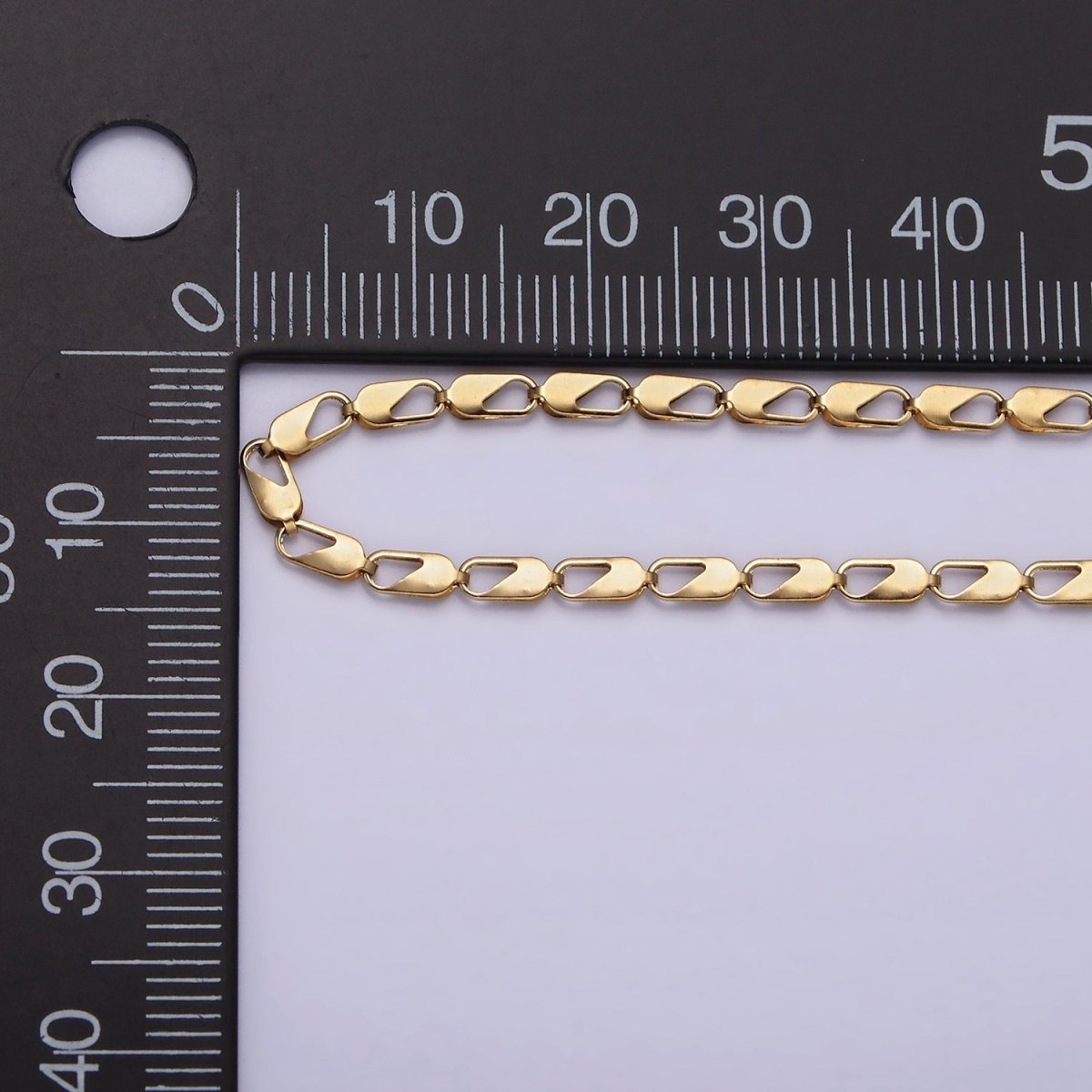 Stainless Steel 2.5mm Open Rectangular Link Designed 18 Inch Layering Chain Necklace | WA-1996 Clearance Pricing - DLUXCA