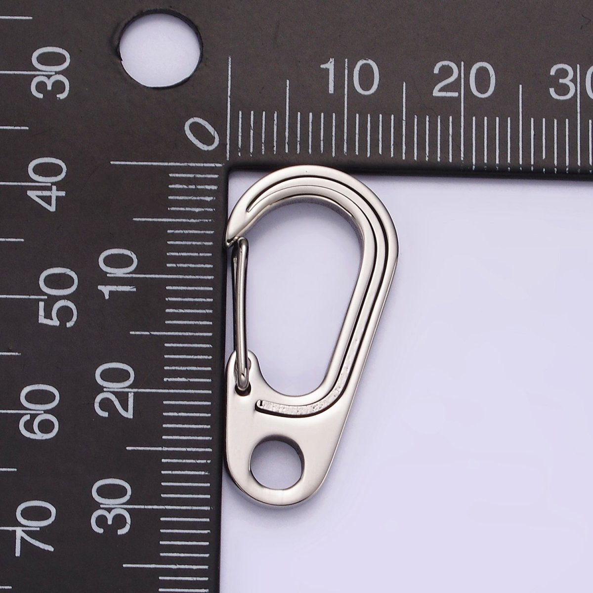 Stainless Steel 30mm Line-Textured Snap Hook Carabiner Findings Supply | Z562 - DLUXCA