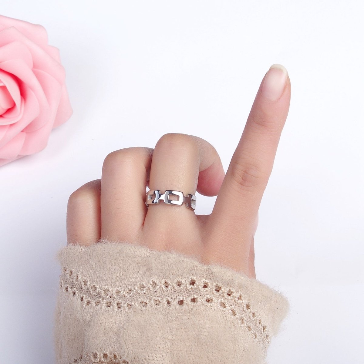 Stainless Steel Boxy Cable Chain Link Ring in Gold & Silver | O-1657~O-1664 - DLUXCA